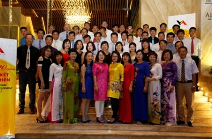 Vũ Minh 20 năm - Đoàn kết - Phát triển