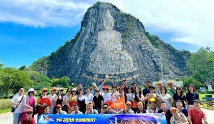 Hành trình khám phá và gắn kết tại xứ sở Chùa Vàng